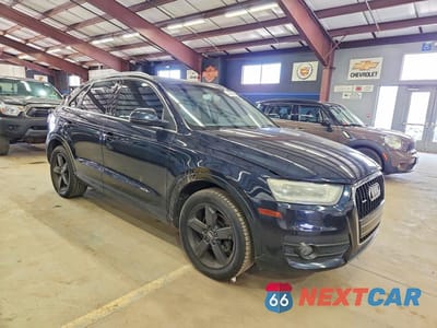 Czwarte zdjęcie samochodu z boku: 2015 AUDI Q3 PREMIUM PLUS VIN:WA1EFCFS1FR004684 - miniatura