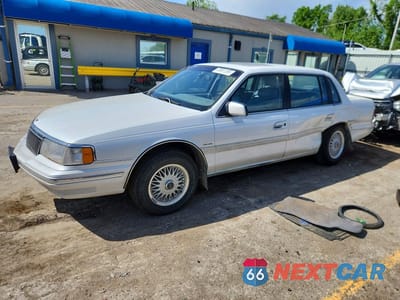 1993 LINCOLN CONTINENTL 1LNLM9843PY652177 - główne zdjęcie licytacji z USA - miniatura