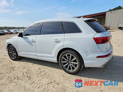 Drugie zdjęcie samochodu z przodu: 2019 AUDI Q7 PREMIUM PLUS VIN:WA1LAAF79KD001786 - miniatura