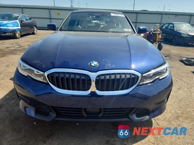 Piąte zdjęcie samochodu w środku: 2019 BMW 330XI VIN:WBA5R7C50KAJ86693 - miniatura
