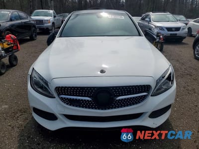 Piąte zdjęcie samochodu w środku: 2015 MERCEDES-BENZ C 300 4MATIC VIN:55SWF4KB5FU010899 - miniatura