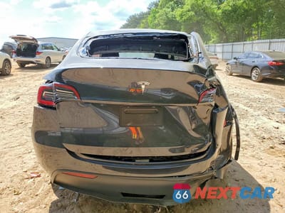 Zdjęcie 6 z 12 samochodu: 2024 TESLA MODEL Y VIN:7SAYGDED6RF042921 - miniatura