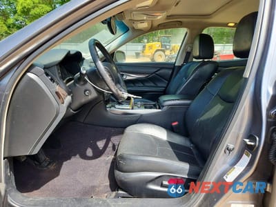 Zdjęcie 7 z 12 samochodu: 2017 INFINITI Q70 3.7 VIN:JN1BY1AP9HM740897 - miniatura