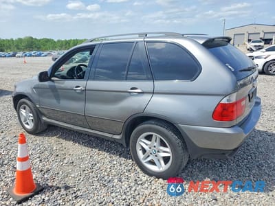 Drugie zdjęcie samochodu z przodu: 2005 BMW X5 4.4I VIN:5UXFB535X5LV16220 - miniatura