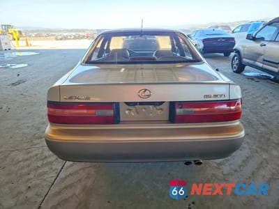 Zdjęcie 6 z 12 samochodu: 1995 LEXUS ES 300 VIN:JT8GK13T5S0084841 - miniatura