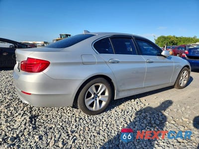 Trzecie zdjęcie samochodu z tyłu: 2012 BMW 528 I VIN:WBAXG5C52CDY30181 - miniatura