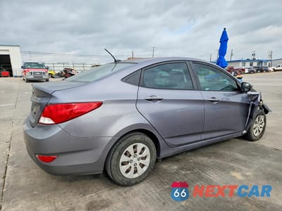 Trzecie zdjęcie samochodu z tyłu: 2016 HYUNDAI ACCENT SE VIN:KMHCT4AE9GU073520 - miniatura