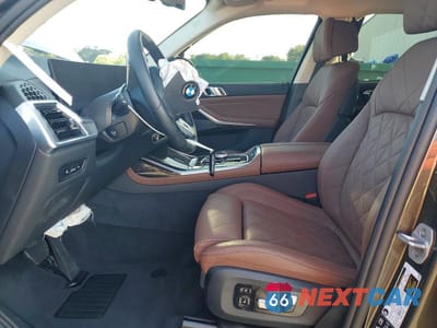 Zdjęcie 7 z 13 samochodu: 2025 BMW X7 XDRIVE40I VIN:5UX23EM08S9X89051 - miniatura