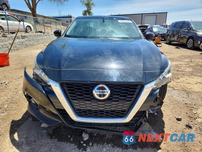 Piąte zdjęcie samochodu w środku: 2020 NISSAN ALTIMA S VIN:1N4BL4BV8LC210774 - miniatura