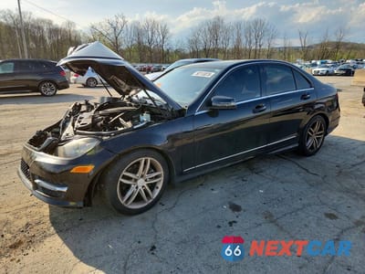 2013 MERCEDES-BENZ C 250 WDDGF4HB8DR259871 - główne zdjęcie licytacji z USA - miniatura