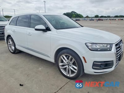 Czwarte zdjęcie samochodu z boku: 2018 AUDI Q7 PRESTIGE VIN:WA1VAAF77JD054879 - miniatura