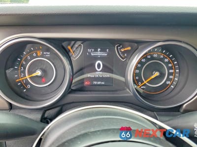 Zdjęcie 9 z 13 samochodu: 2018 JEEP WRANGLER UNLIMITED SPORT VIN:1C4HJXDG4JW153673 - miniatura