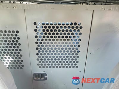 Zdjęcie 10 z 13 samochodu: 2008 CHEV EXPRESS G2500 VIN:1GCGG25C181213912 - miniatura