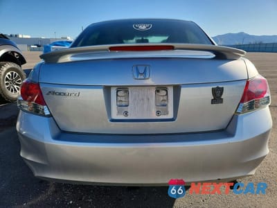 Zdjęcie 6 z 12 samochodu: 2008 HONDA ACCORD LX VIN:1HGCP26328A113784 - miniatura