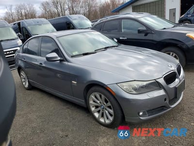 Czwarte zdjęcie samochodu z boku: 2011 BMW 328 XI SULEV VIN:WBAPK5C51BF125065 - miniatura