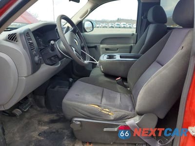 Zdjęcie 7 z 11 samochodu: 2011 CHEVROLET SILVERADO K1500 VIN:1GCNKPEX5BZ220649 - miniatura