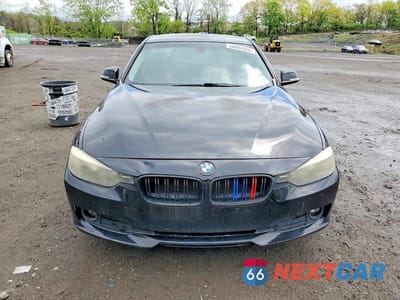 Piąte zdjęcie samochodu w środku: 2015 BMW 320 I VIN:WBA3B1G58FNT03714 - miniatura