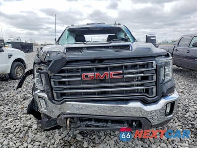 Piąte zdjęcie samochodu w środku: 2022 GMC SIERRA K3500 SLT VIN:1GT49UEY8NF232329 - miniatura