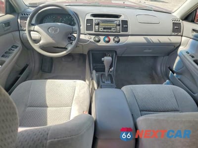 Zdjęcie 8 z 12 samochodu: 2003 TOYOTA CAMRY LE VIN:4T1BE30K33U143594 - miniatura