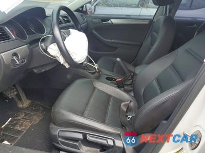 Zdjęcie 7 z 13 samochodu: 2017 VOLKSWAGEN JETTA SE VIN:3VWDB7AJ7HM312107 - miniatura