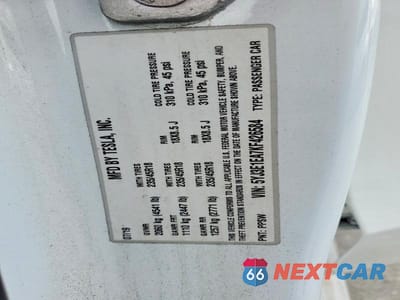 Zdjęcie 12 z 12 samochodu: 2019 TESLA MODEL 3 VIN:5YJ3E1EA7KF426584 - miniatura