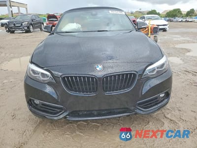 Piąte zdjęcie samochodu w środku: 2021 BMW 230I VIN:WBA2M7C03M7J20774 - miniatura