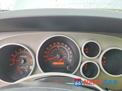 Zdjęcie 9 z 13 samochodu: 2010 TOYOTA TUNDRA DOUBLE CAB SR5 VIN:5TFUY5F1XAX138175 - miniatura