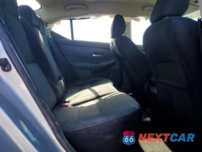 Zdjęcie 10 z 12 samochodu: 2021 NISSAN SENTRA SV VIN:3N1AB8CV9MY310537 - miniatura