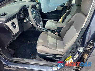 Zdjęcie 7 z 12 samochodu: 2018 TOYOTA COROLLA LE VIN:5YFBURHE1JP846050 - miniatura