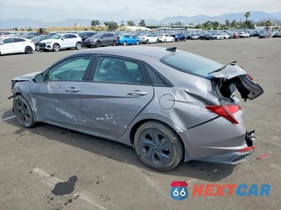 Drugie zdjęcie samochodu z przodu: 2023 HYUNDAI ELANTRA SEL VIN:KMHLM4AG2PU447612 - miniatura