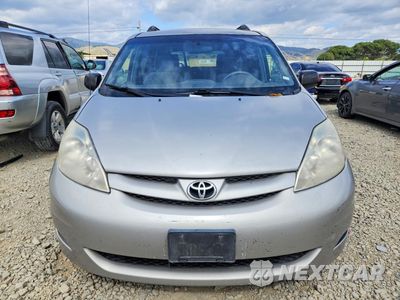 Piąte zdjęcie samochodu w środku: 2008 TOYOTA SIENNA LE 7-PASSENGER VIN:5TDZK23C48S105717 - miniatura