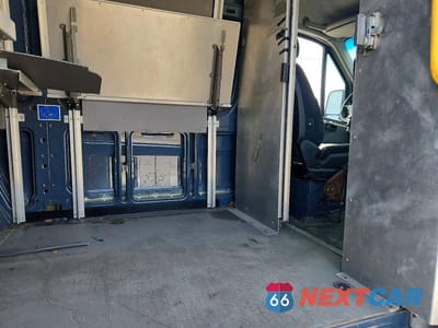 Zdjęcie 11 z 13 samochodu: 2018 MERCEDES BENZ SPRINTER 2500 DELIVERY VAN VIN:WD3PE7CD6JP646718 - miniatura