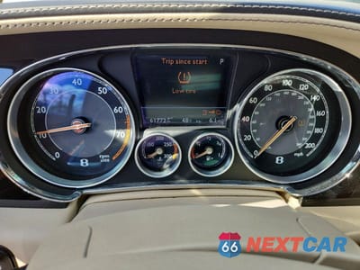 Zdjęcie 9 z 11 samochodu: 2012 BENTLEY CONTINENTAL GT VIN:SCBFR7ZAXCC071524 - miniatura