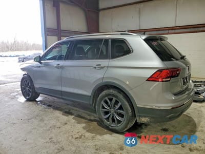 Drugie zdjęcie samochodu z przodu: 2022 VOLKSWAGEN TIGUAN SE VIN:3VV2B7AX5NM040524 - miniatura