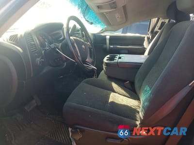 Zdjęcie 7 z 11 samochodu: 2007 CHEVROLET SILVERADO K1500 VIN:2GCEK19J871571266 - miniatura