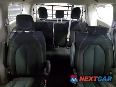 Zdjęcie 10 z 14 samochodu: 2023 CHRYSLER VOYAGER LX VIN:2C4RC1CG0PR511298 - miniatura
