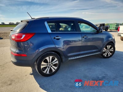 Trzecie zdjęcie samochodu z tyłu: 2012 KIA SPORTAGE EX VIN:KNDPC3A23C7305947 - miniatura