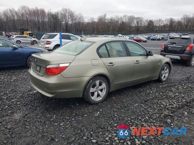 Trzecie zdjęcie samochodu z tyłu: 2006 BMW 530 XI VIN:WBANF73556CG68839 - miniatura