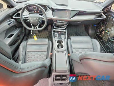 Zdjęcie 8 z 12 samochodu: 2022 AUDI E-TRON GT PRESTIGE VIN:WAUEJBFW9N7004473 - miniatura
