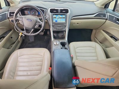 Zdjęcie 8 z 13 samochodu: 2018 FORD FUSION SE PHEV VIN:3FA6P0PUXJR272254 - miniatura