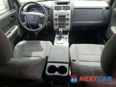 Zdjęcie 8 z 12 samochodu: 2010 FORD ESCAPE XLT VIN:1FMCU0D74AKC76661 - miniatura