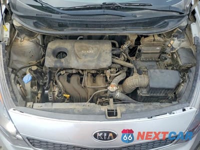 Zdjęcie 11 z 12 samochodu: 2016 KIA RIO LX VIN:KNADM5A37G6621512 - miniatura