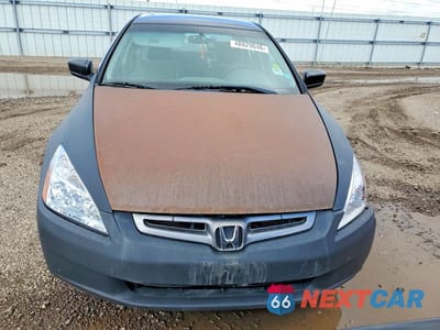 Piąte zdjęcie samochodu w środku: 2004 HONDA ACCORD DX VIN:1HGCM56144A067779 - miniatura