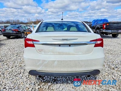 Zdjęcie 6 z 11 samochodu: 2012 CHRYSLER 200 LIMITED VIN:1C3CCBCG1CN300893 - miniatura
