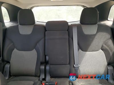 Zdjęcie 10 z 13 samochodu: 2014 JEEP CHEROKEE LATITUDE VIN:1C4PJLCS0EW222035 - miniatura