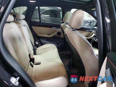 Zdjęcie 10 z 12 samochodu: 2018 BMW X1 XDRIVE28I VIN:WBXHT3C38J3H33694 - miniatura