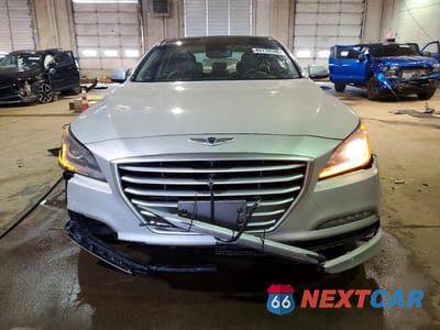 Piąte zdjęcie samochodu w środku: 2016 HYUNDAI GENESIS 3.8L VIN:KMHGN4JE6GU115542 - miniatura