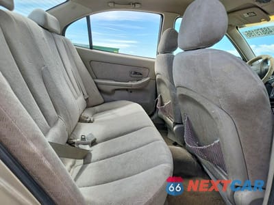 Zdjęcie 10 z 11 samochodu: 2005 HYUNDAI ELANTRA GLS VIN:KMHDN46D55U957241 - miniatura