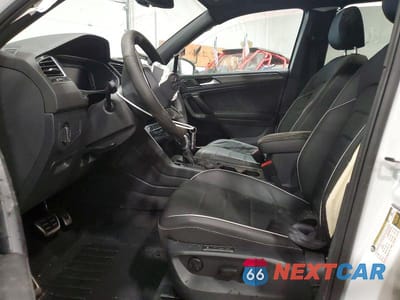 Zdjęcie 7 z 14 samochodu: 2024 VOLKSWAGEN TIGUAN SEL R-LINE BLACK VIN:3VV4B7AX9RM124537 - miniatura