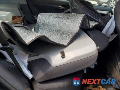 Zdjęcie 10 z 12 samochodu: 2012 TOYOTA MATRIX L VIN:2T1KU4EE8CC810043 - miniatura